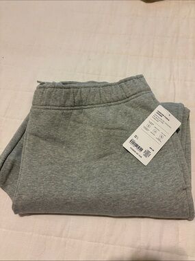 NWT Athleta forever fleece jogger